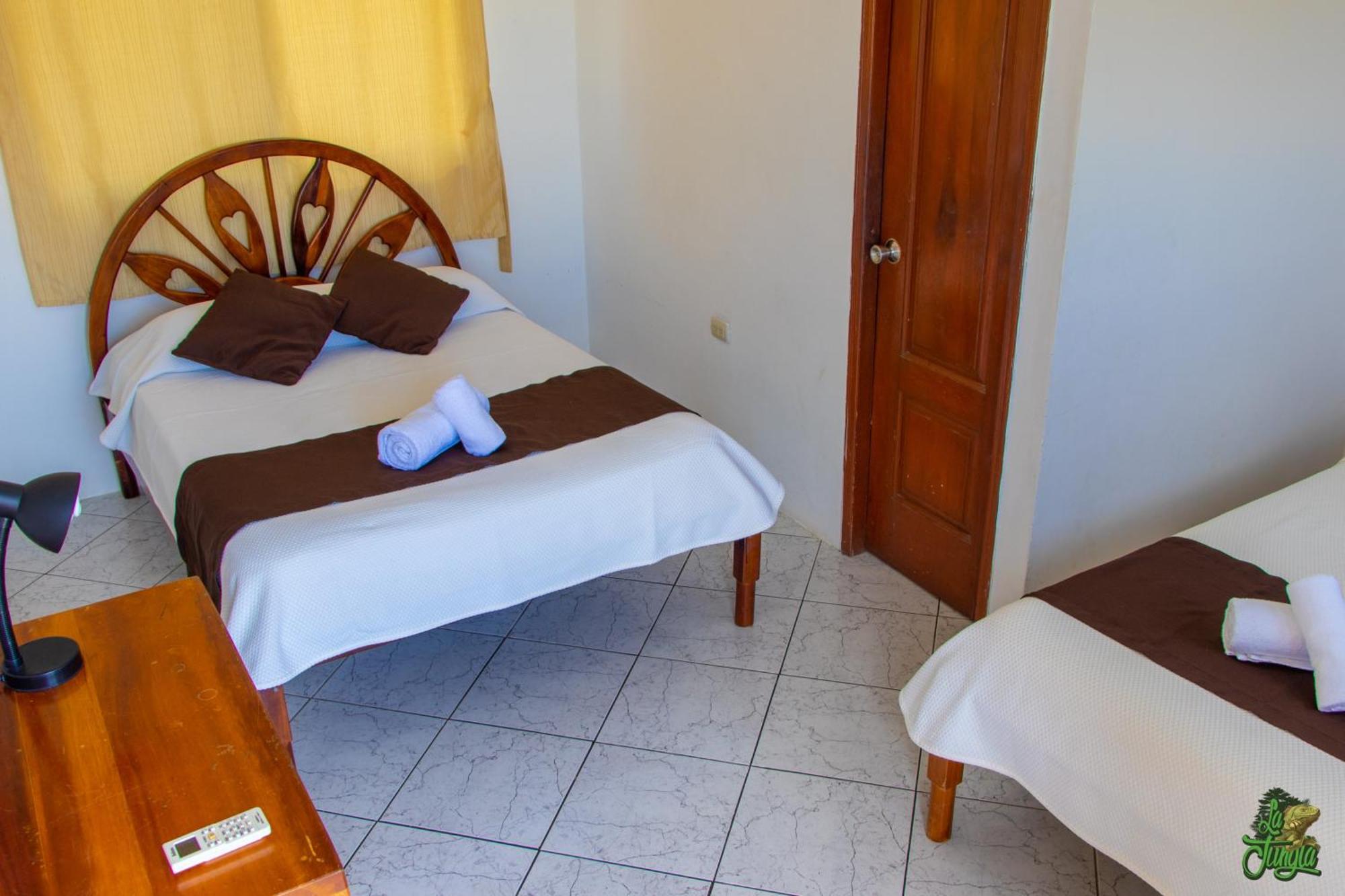 Hotel La Jungla Puerto Villamil Eksteriør bilde